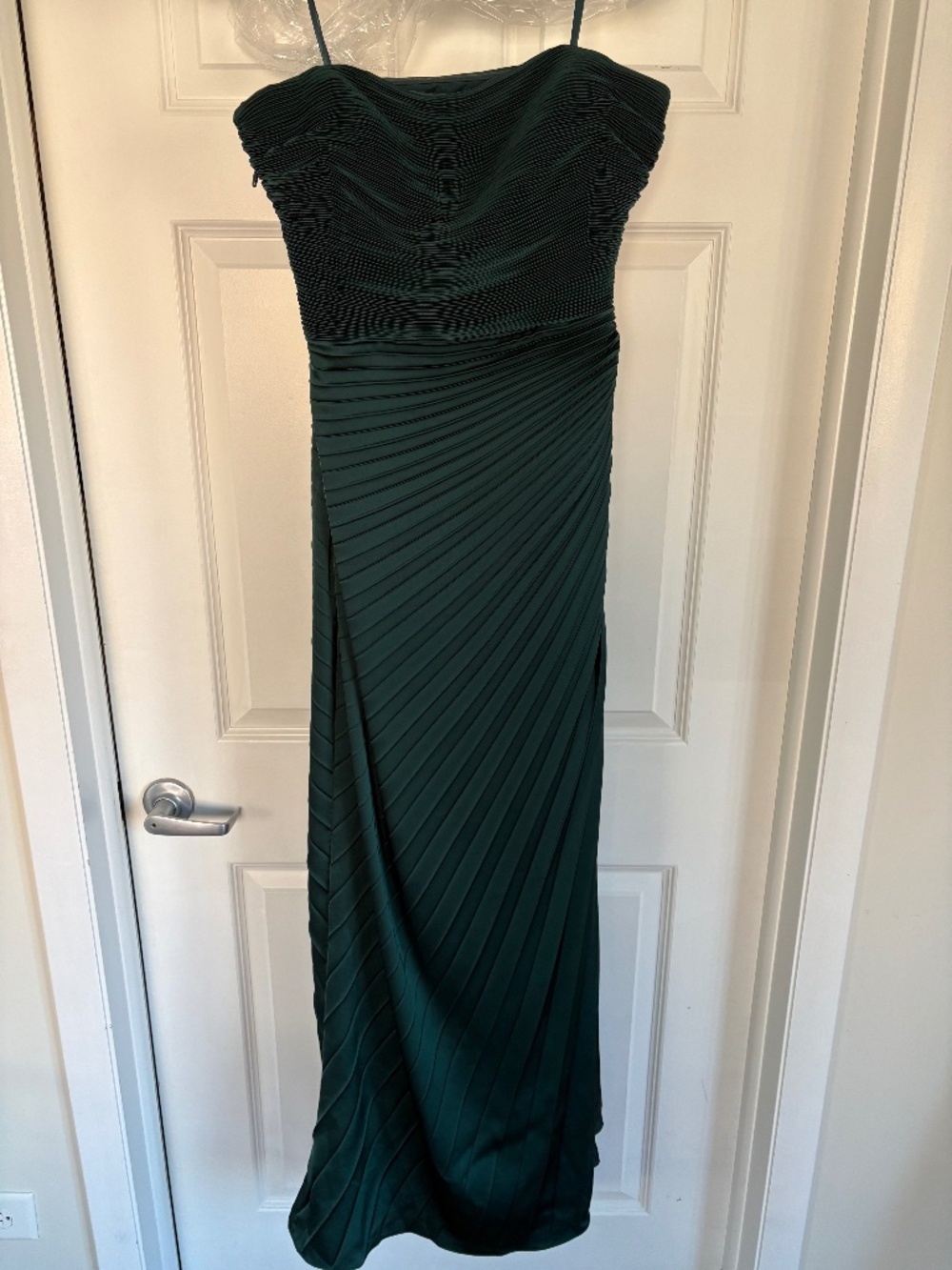 Dress the Population Kinley Strapless Satin Crepe Pleated Gown